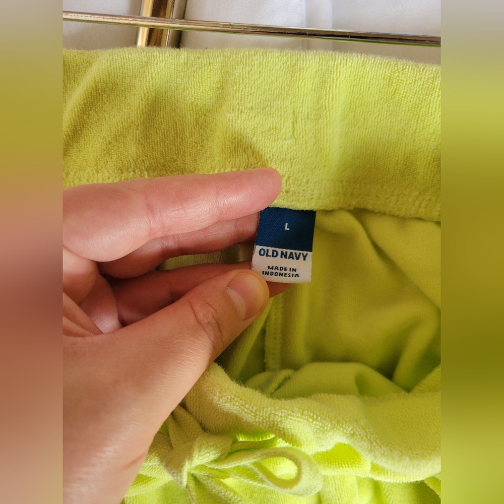 Old Navy Neon Lime Green Terrycloth Lounge Shorts Womens Size Large - Picture 4 of 6